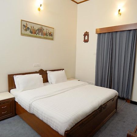The Edgeworth Bed and Breakfast Shimla Eksteriør billede