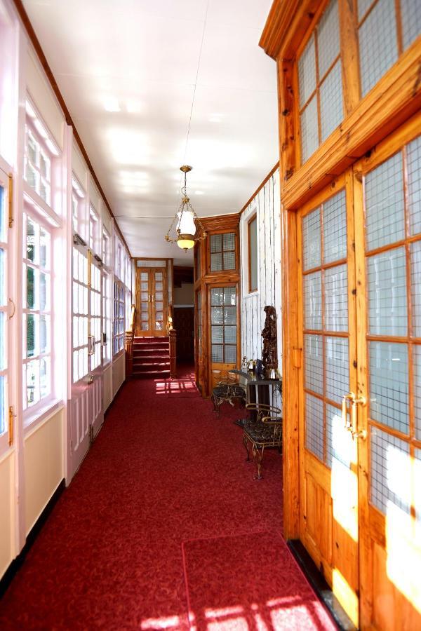 The Edgeworth Bed and Breakfast Shimla Eksteriør billede